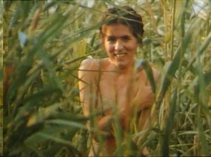 Mira Furlan Nude